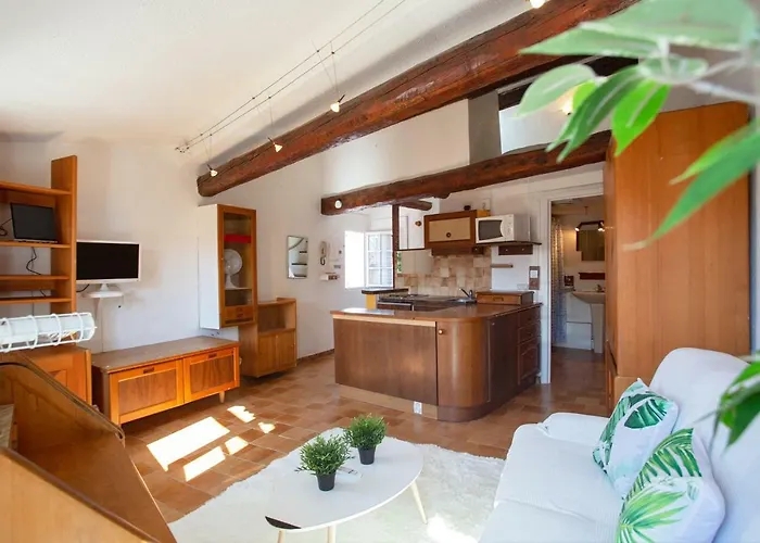Gregbnb - Centre Ancien - Climatise - T2 Mezzanine - 6Eme Etage