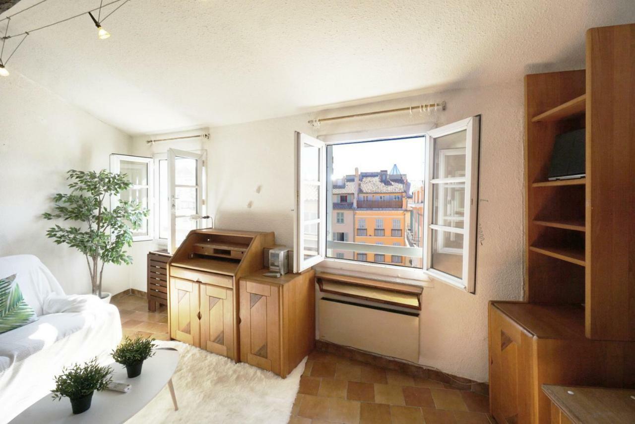 Gregbnb - Centre Ancien - Climatise - T2 Mezzanine - 6eme Etage