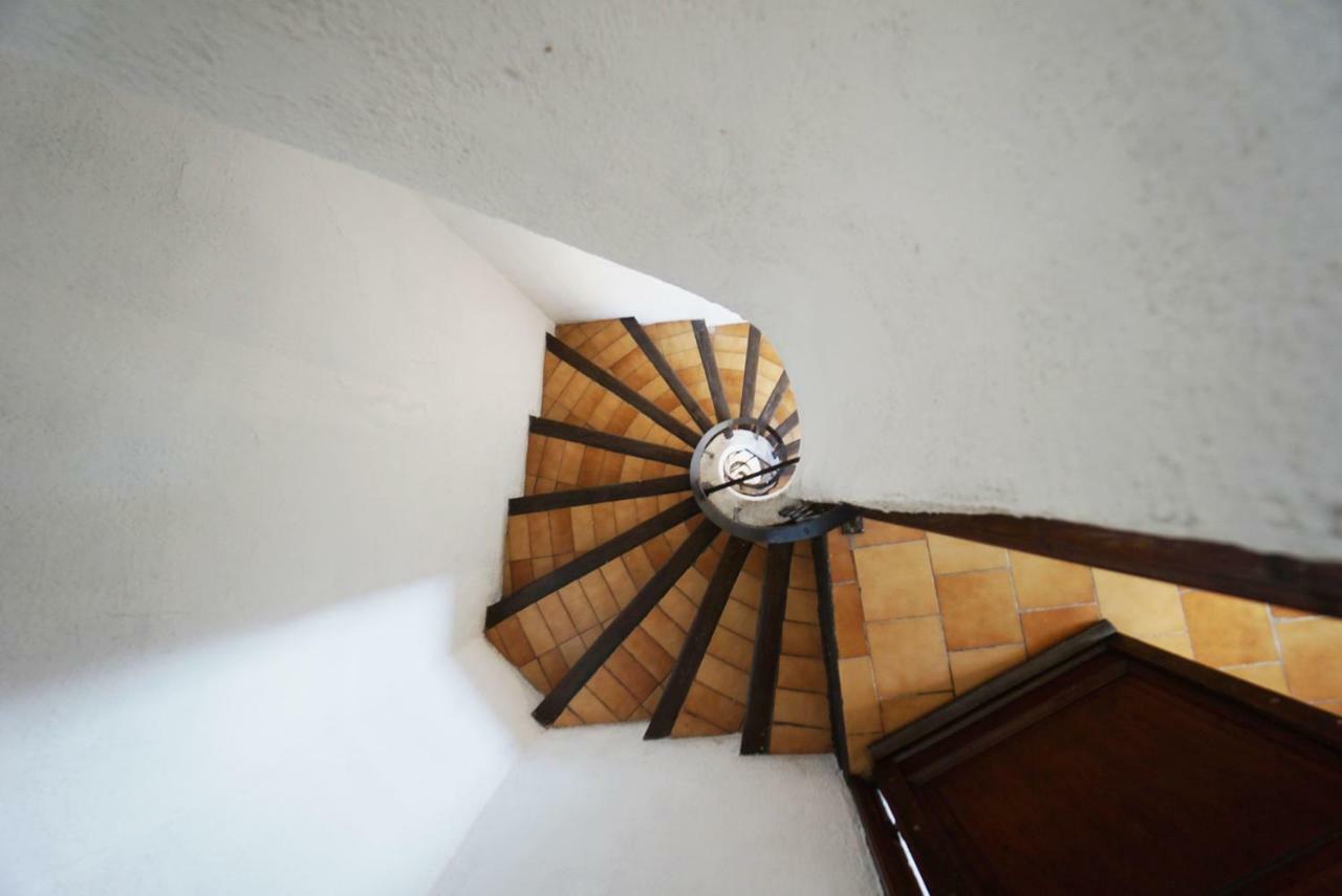 Apartment Gregbnb - Centre Ancien - Climatise - T2 Mezzanine - 6eme Etage Toulon